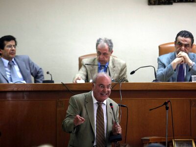 Απειλούν με ομαδική παραίτηση οι δικαστές 