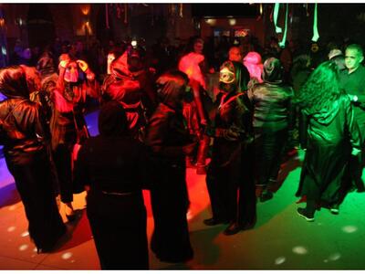 Πάτρα: Μπουρμπούλια με Πωλίνα,Χαριτοδιπλ...