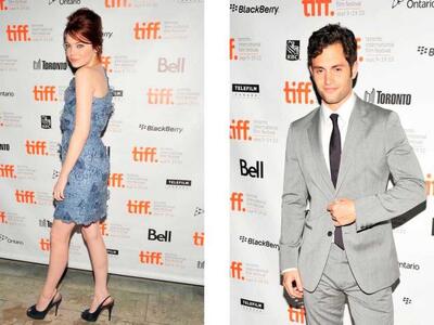 Emma Stone και Penn Badgley στην πρεμιέρ...