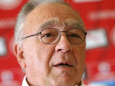 Τα... βροντάει ο Κόκκαλης και απειλεί με...