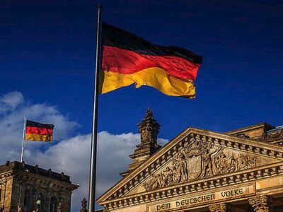 Γερμανία: Μεγάλες απώλειες για τα κόμματ...
