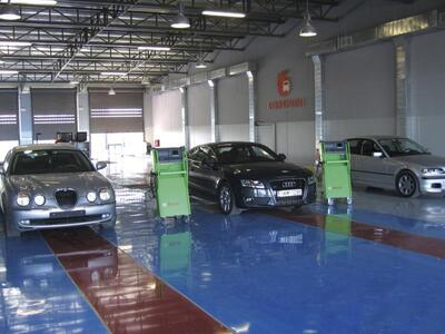 35 στα 100 εκπρόθεσμα αυτοκίνητα έχουν π...