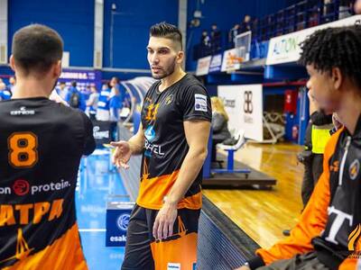 Λεωνίδας Κασελάκης: "Εύκολα παιχνίδ...