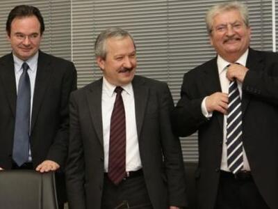 Στον οικονομικό εισαγγελέα ως ύποπτοι Κα...