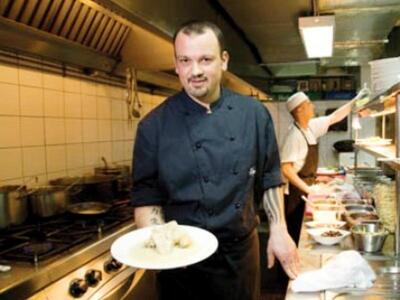 Δημήτρης Σκαρμούτσος: "Με τη δουλει...