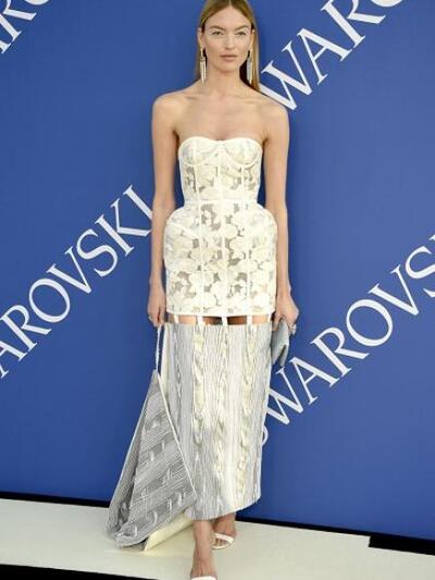 ΜΑΡΘΑ ΧΑΝΤ ΜΕ TOM BROWNE