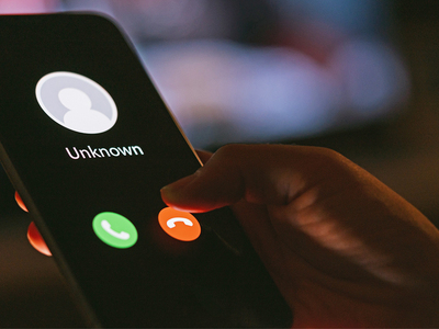 Πάτρα: Με ποια μεθοδολογία έπειθαν ανυπο...