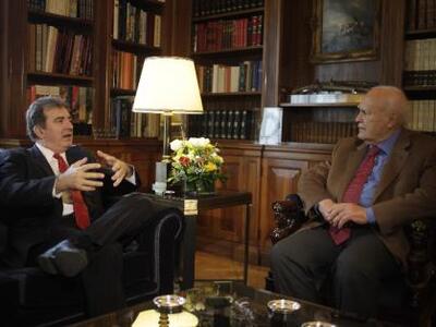 Χρυσοχοΐδης σε Παπούλια: Ο δρόμος Κορίνθ...