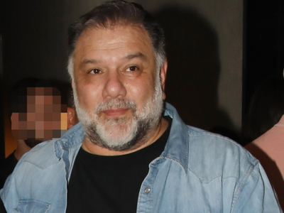 Συγκινεί ο Γρηγόρης Αρναούτογλου: Μου λείπεις μαμά