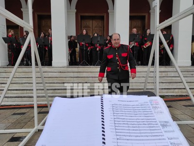 Η Φιλαρμονική Λεχαινών παιάνισε στο Πατρ...