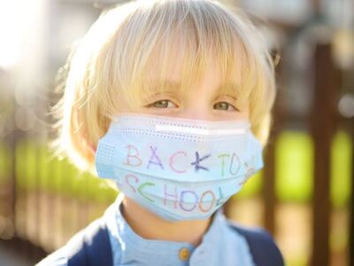 Πολύχρωμες, με σχέδια οι δωρεάν μάσκες γ...