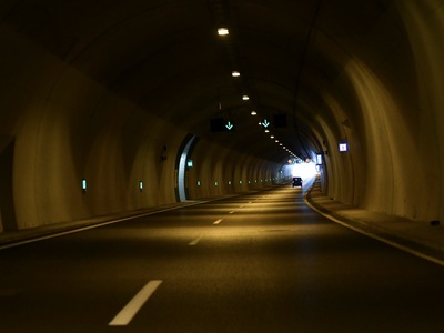 Τροχαίο στο τούνελ της Παναγοπούλας με έ...