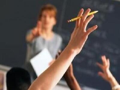 Πού μετατίθενται 2.802 εκπαιδευτικοί Πρω...