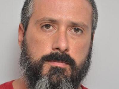 Στη δημοσιότητα οι φωτογραφίες του Πετρα...