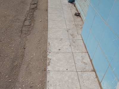 Πάτρα: Το πλακάκι που έτσι και έχει βρέξ...