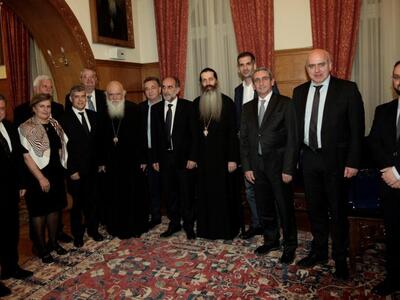 Συνάντηση με τους Περιφερειάρχες είχε ο ...