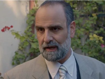 Άγιος έρωτας: Ο ενωμοτάρχης ανακρίνει τον Παύλο