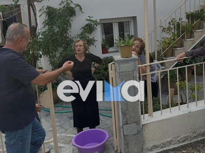 Είναι το ίδιο χωριό, από όπου τραβήχτηκε...