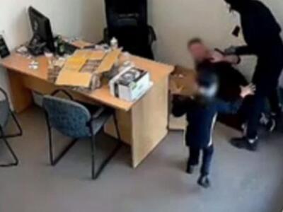 Αυστραλία: Εξάχρονη επιχειρεί να αφοπλίσ...