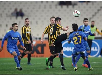 Ποδόσφαιρο: Επικίνδυνη έξοδος της ΑΕΚ στ...