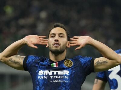 Μίλαν: Οι οπαδοί της απάντησαν με προσβλ...