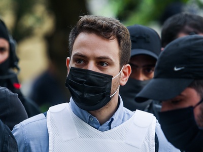 Γλυκά Νερά: Η άρση του τηλεφωνικού απορρ...