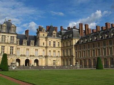 Ανοίγει ξανά το Μουσείο Ναπολέοντα στον ...