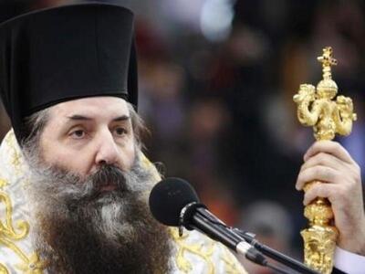 Ο Μητροπολίτης Πειραιώς Σεραφείμ κατά το...
