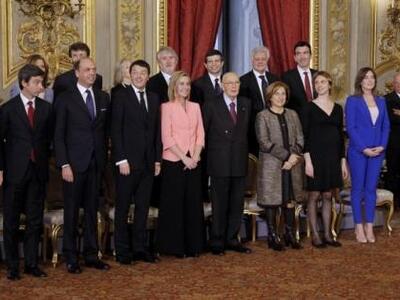 Από το 59% ξεκινάει ο Ρέντσι