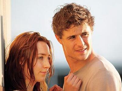 To νεανικό φιλμ φαντασίας "Το Σώμα&...