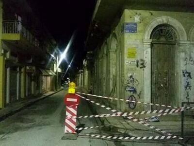 Αίγιο: Κατέρρευσε από τη χθεσινή μπόρα, ...