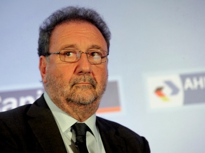 "Το κόσμημα μπορεί να αναδειχθεί σε...