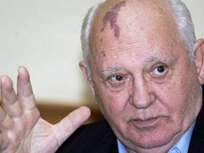 "Πέθαναν" τον Γκορμπατσόφ στο ...