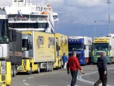 Πάτρα: Δεκάδες οι συλλήψεις στο λιμάνι τ...