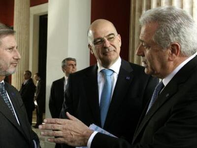 Ψάρι, χόρτα και λευκό κρασί για Δένδια, ...