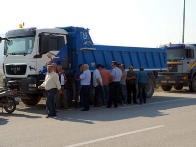 Το  ΠΑΜΕ δίπλα στους ιδιοκτήτες μικρών φορτηγών