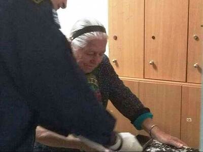 90χρονη: Τη συνέλαβαν και τώρα της ζητού...