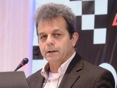 Ιούλιος Συναδινός προς ΕΠΣΑ: Κατέβηκα στ...