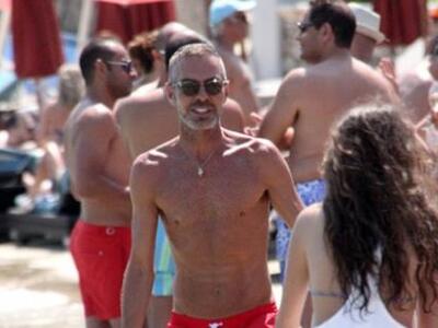 Οι διάσημοι σχεδιαστές μόδας Dsquared βρ...