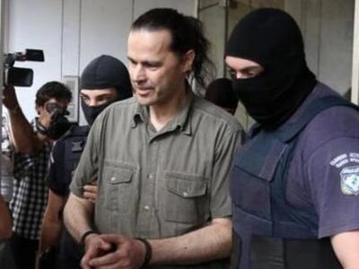 Ξανά στο δικαστήριο ο Σάββας Ξηρός για κ...