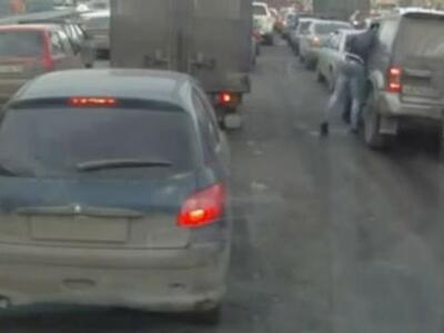 Νέο κόλπο ληστών για να αρπάζουν αυτοκίνητα