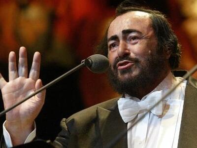 Ο Luciano Pavarotti τραγουδά Verdi
