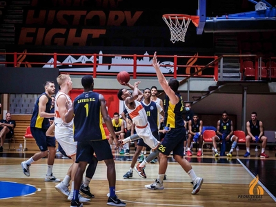 ΠΑΡΑΚΟΛΟΥΘΕΙΣΤΕ ζωντανά τη «μάχη» του Πρ...