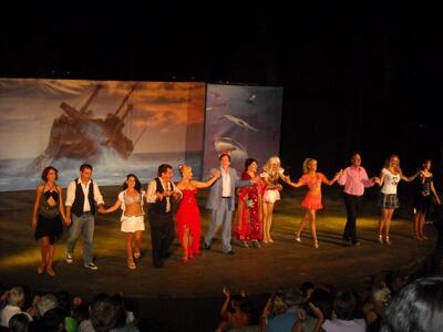 Έρχεται στην Πάτρα  η επιθεώρηση «Που πα...