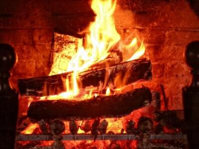 Μην πετάξεις τη στάχτη από το τζάκι - Δε...