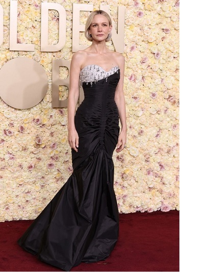 Κάρει Μούλιγκαν με Schiaparelli