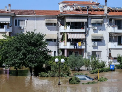 Λάρισα: Πλημμύρισε ο Αγιόκαμπος από ρέμα...