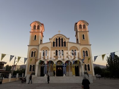 Πανηγυρίζει η ενορία του Αγίου Ελευθερίο...