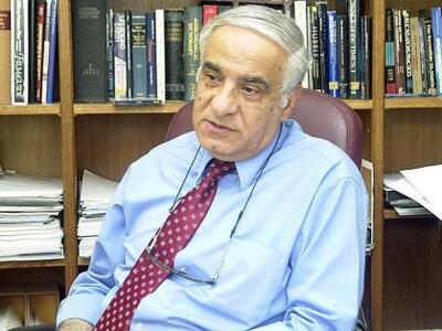 Διονύσης Σιμόπουλος: Βάρους το πολύ... δ...