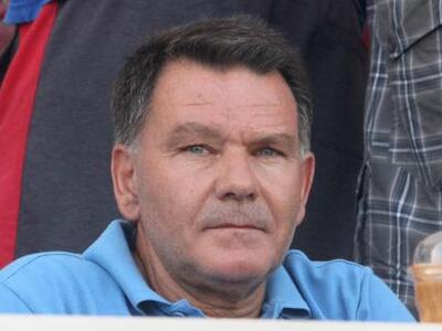 Πυρ και μανία στις εξέδρες του Φωκικού ο...